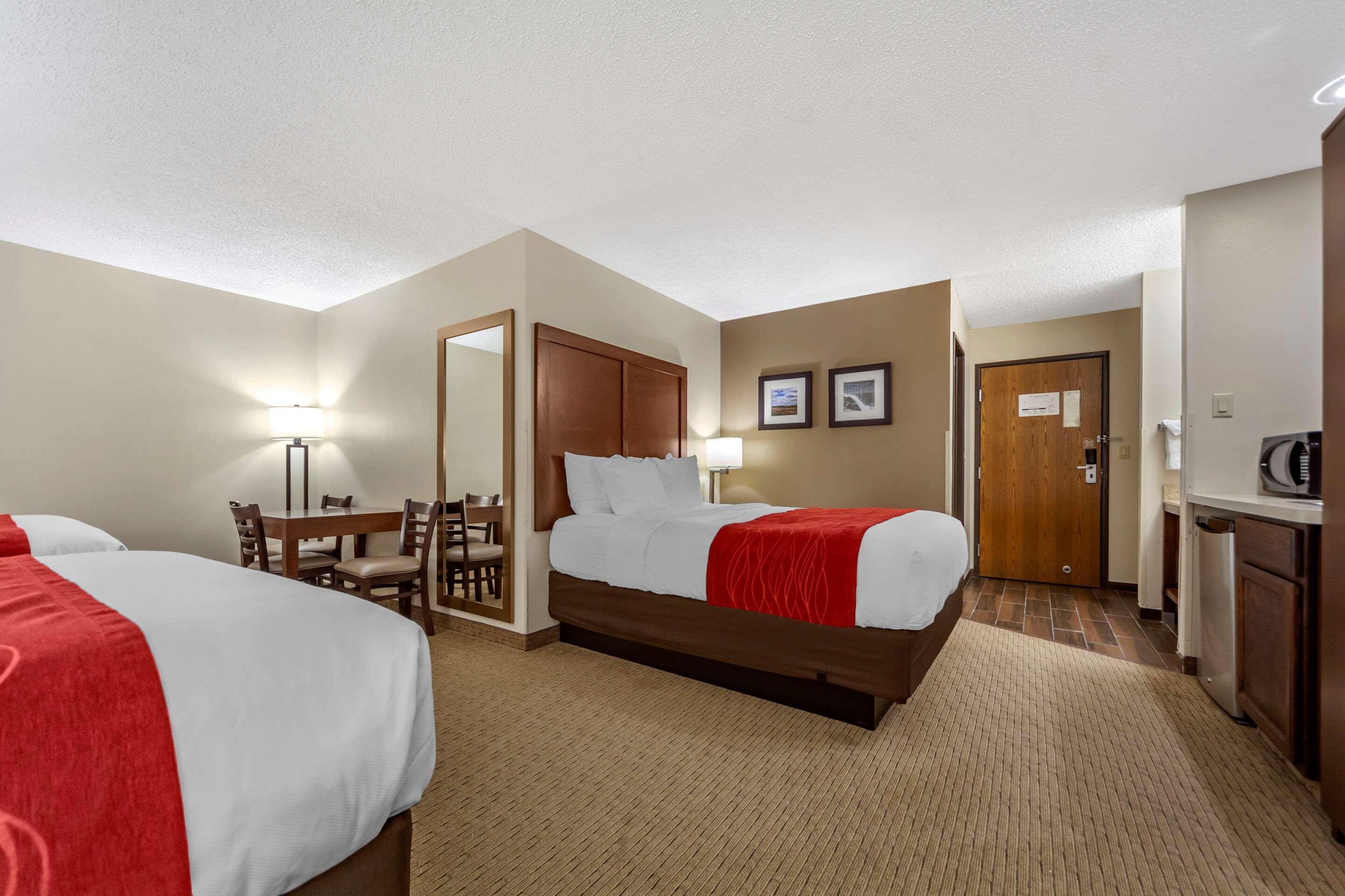 Comfort Inn Валентайн Экстерьер фото