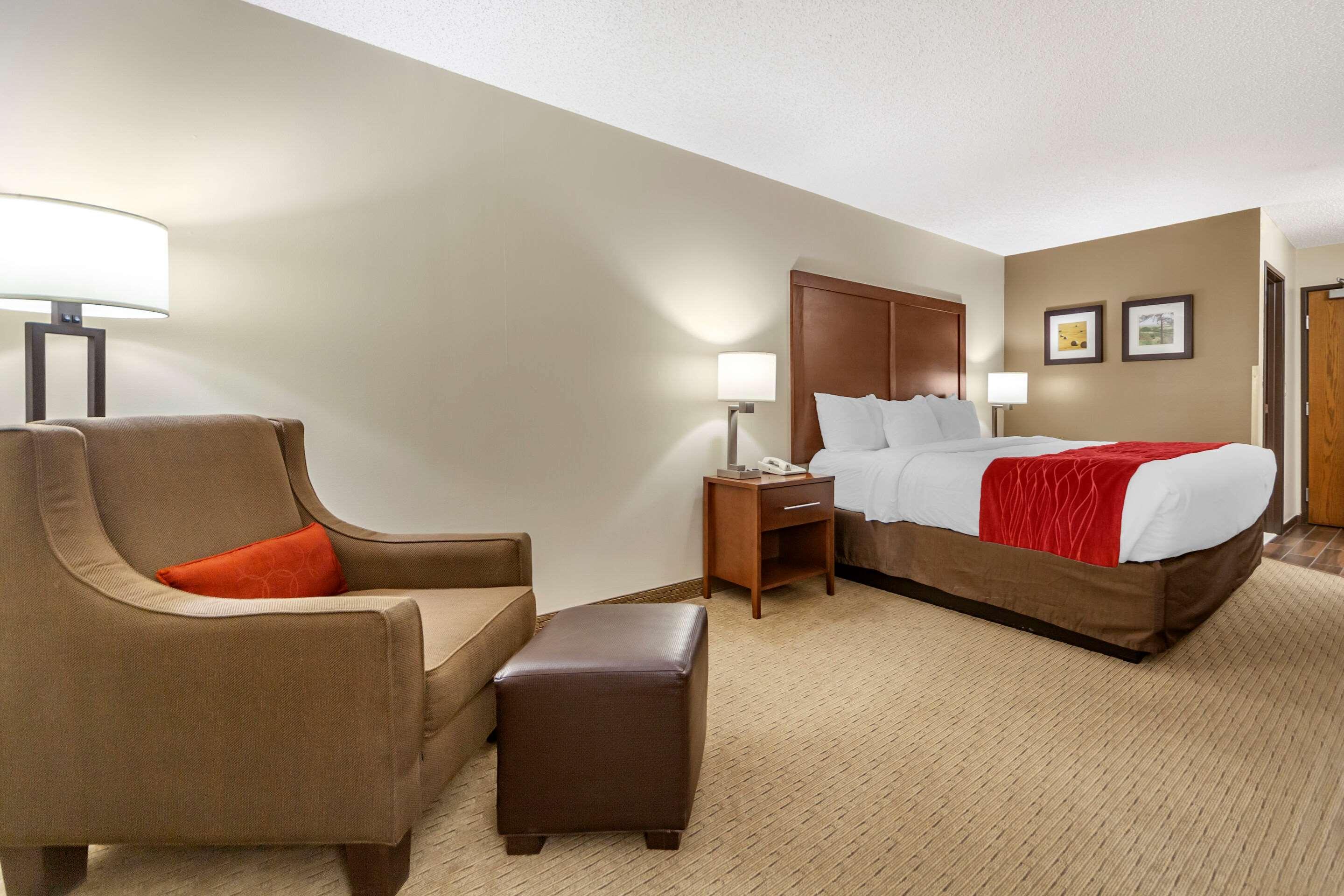 Comfort Inn Валентайн Экстерьер фото