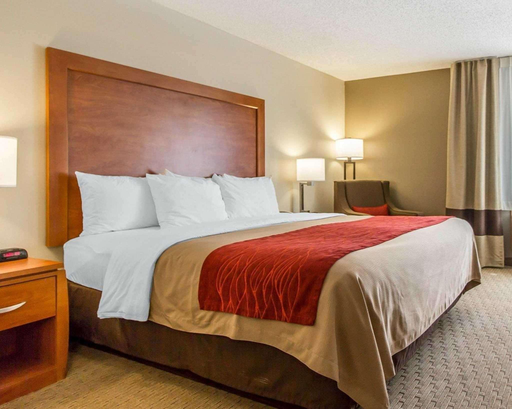 Comfort Inn Валентайн Экстерьер фото