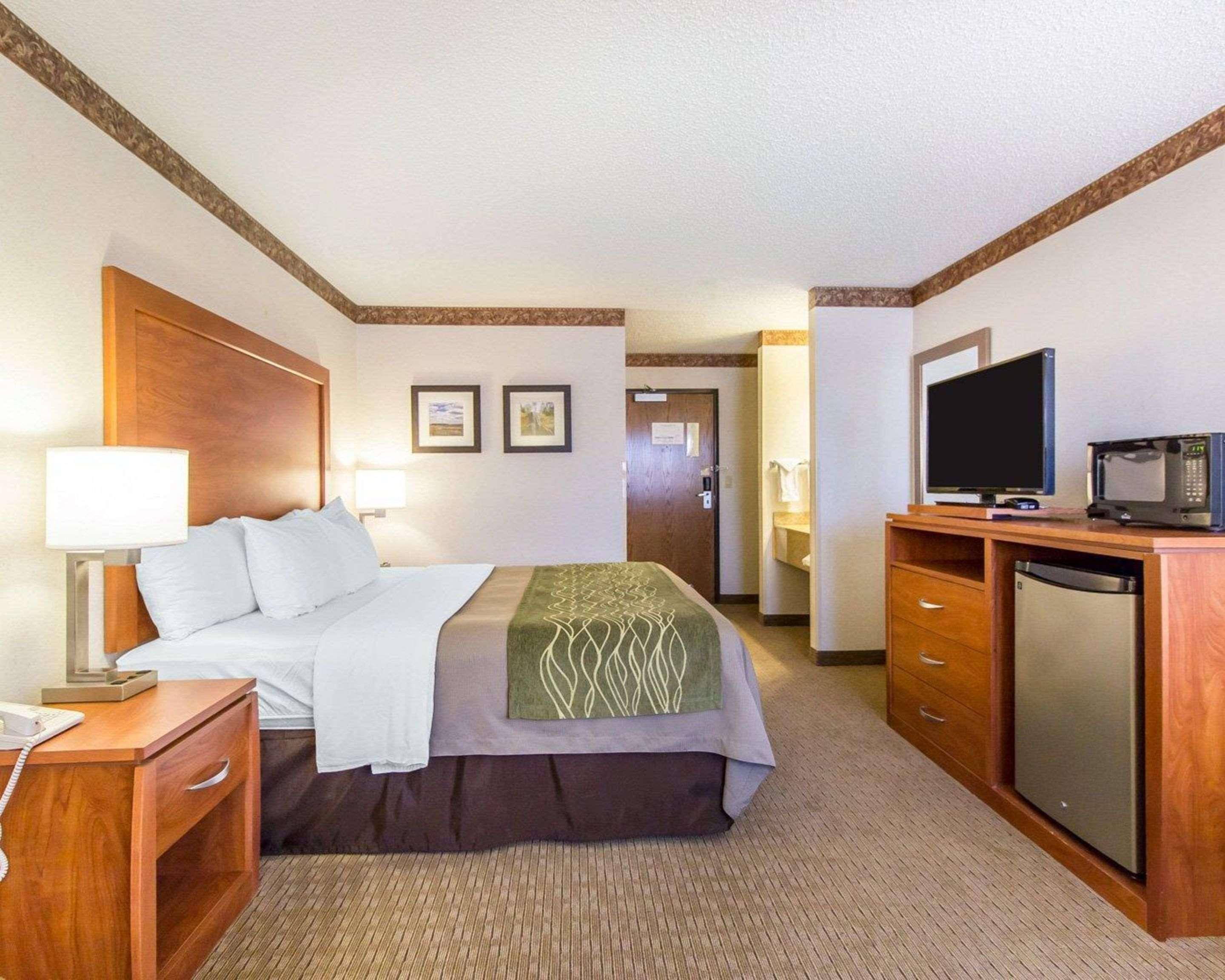 Comfort Inn Валентайн Экстерьер фото