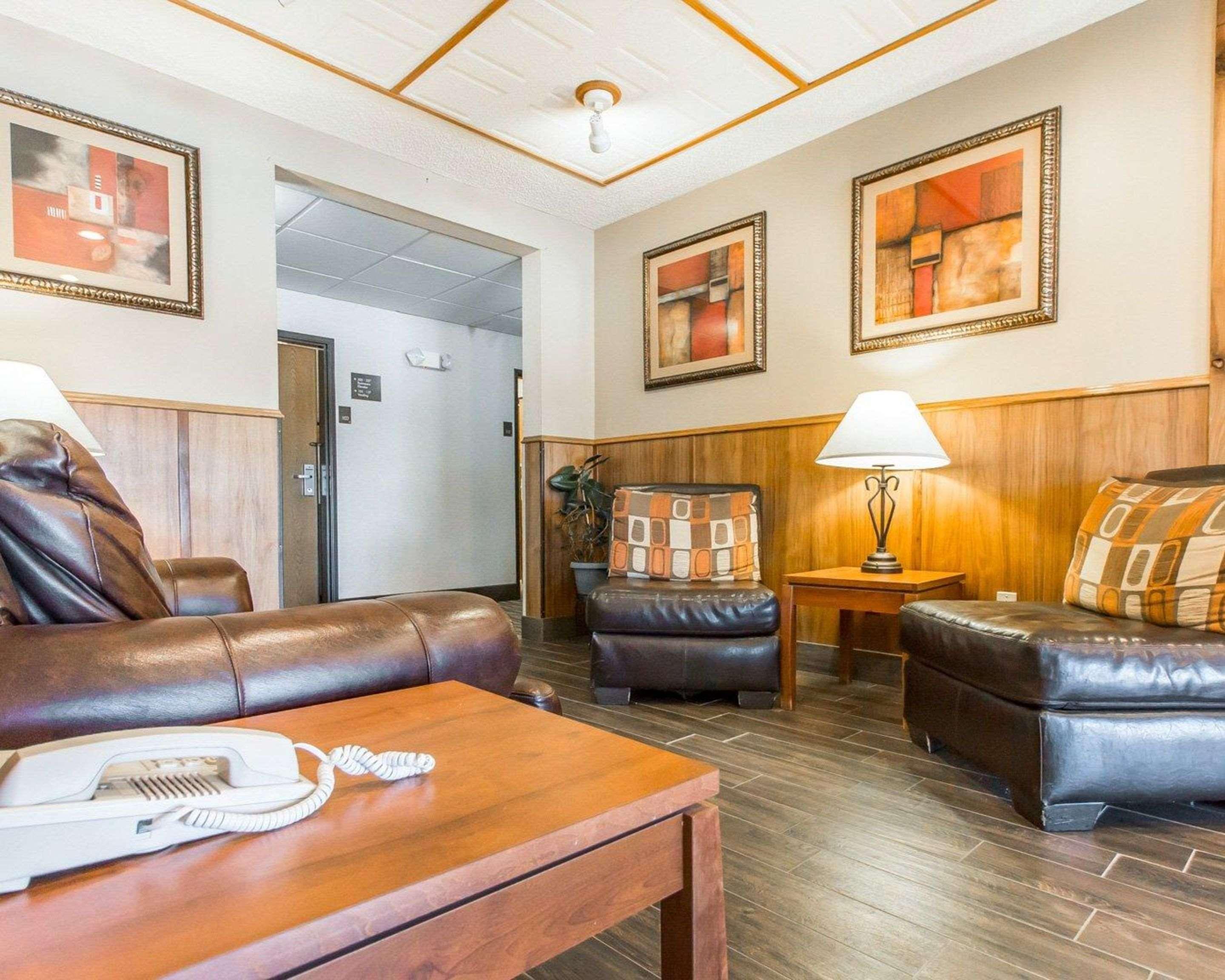 Comfort Inn Валентайн Экстерьер фото