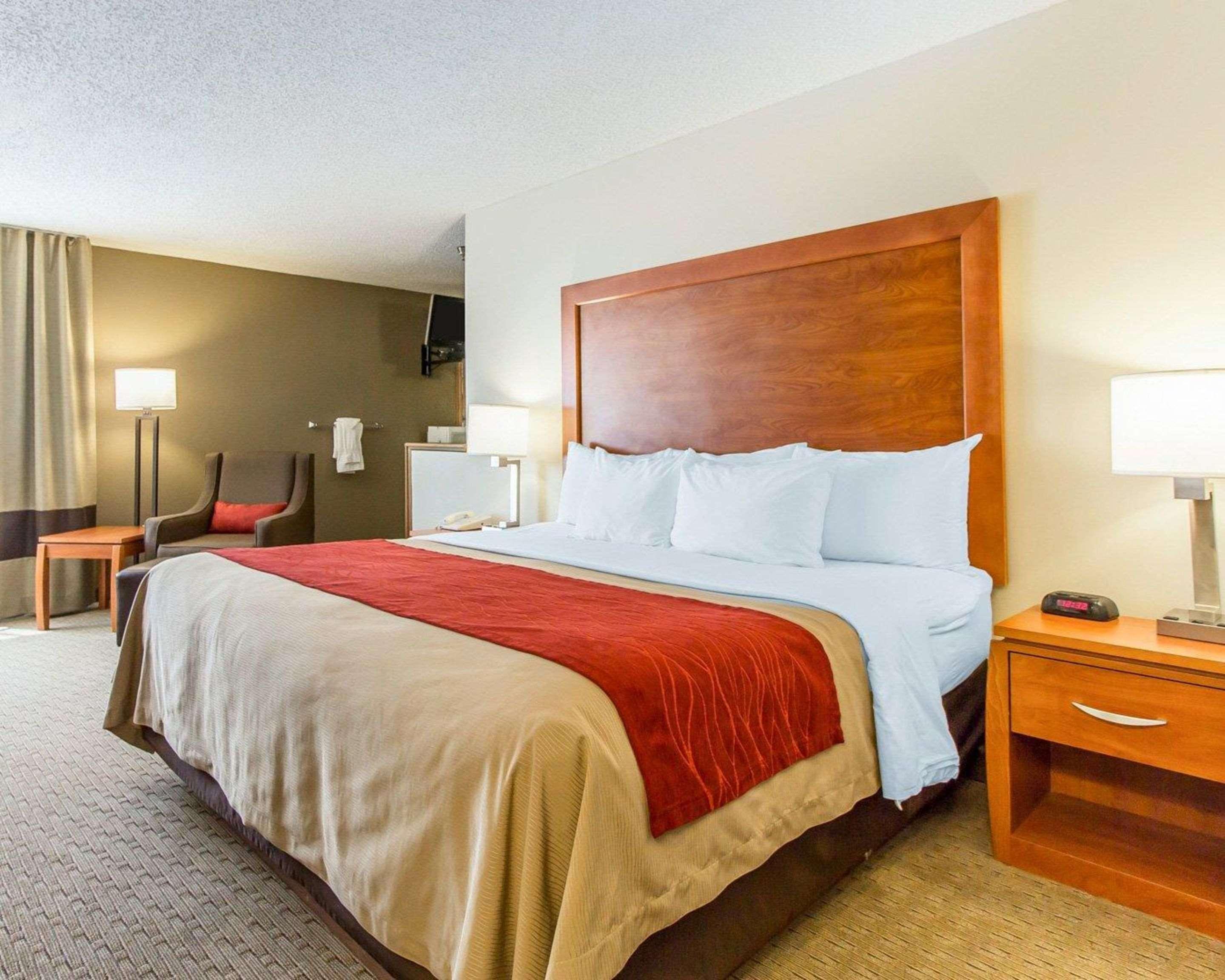 Comfort Inn Валентайн Экстерьер фото