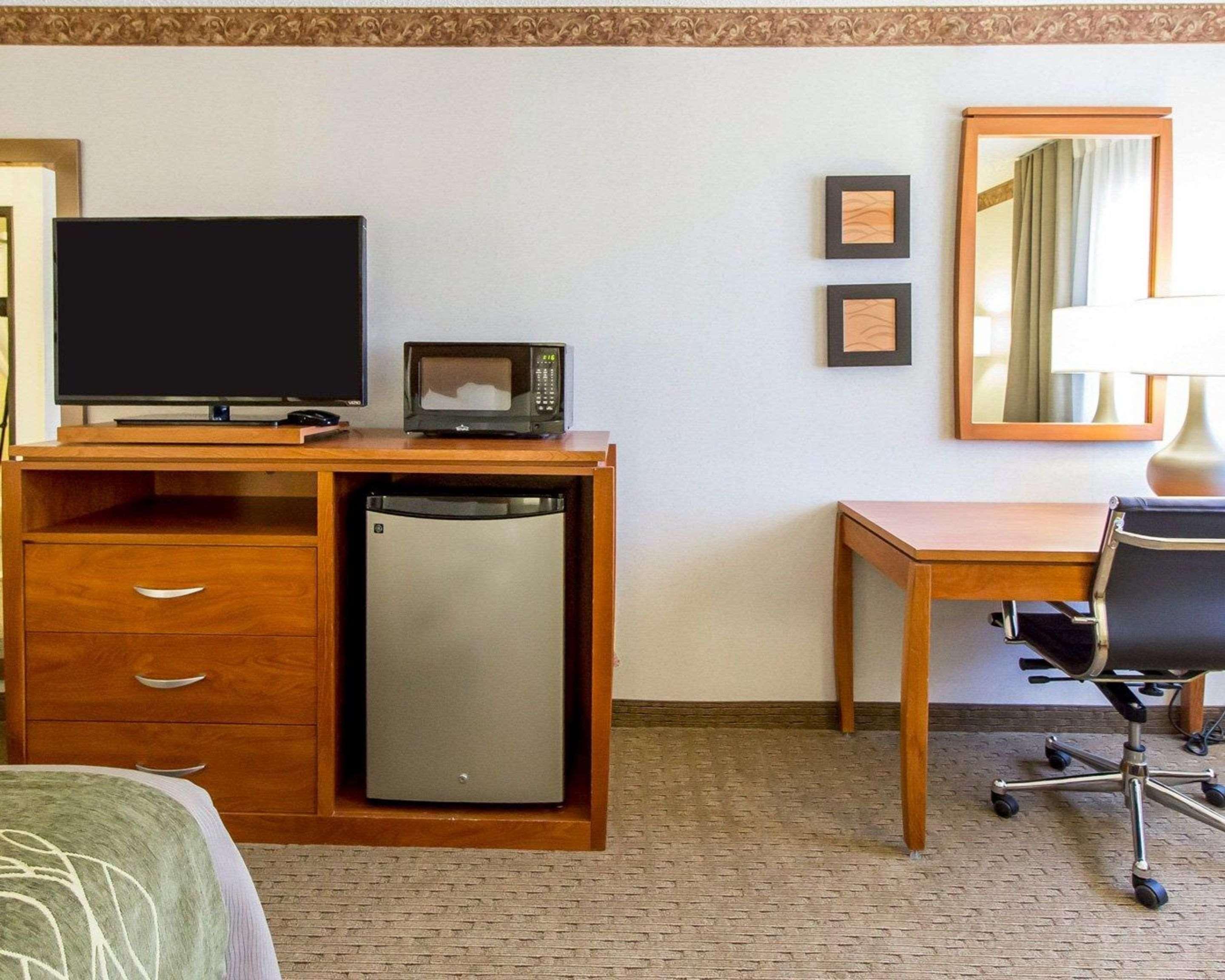 Comfort Inn Валентайн Экстерьер фото