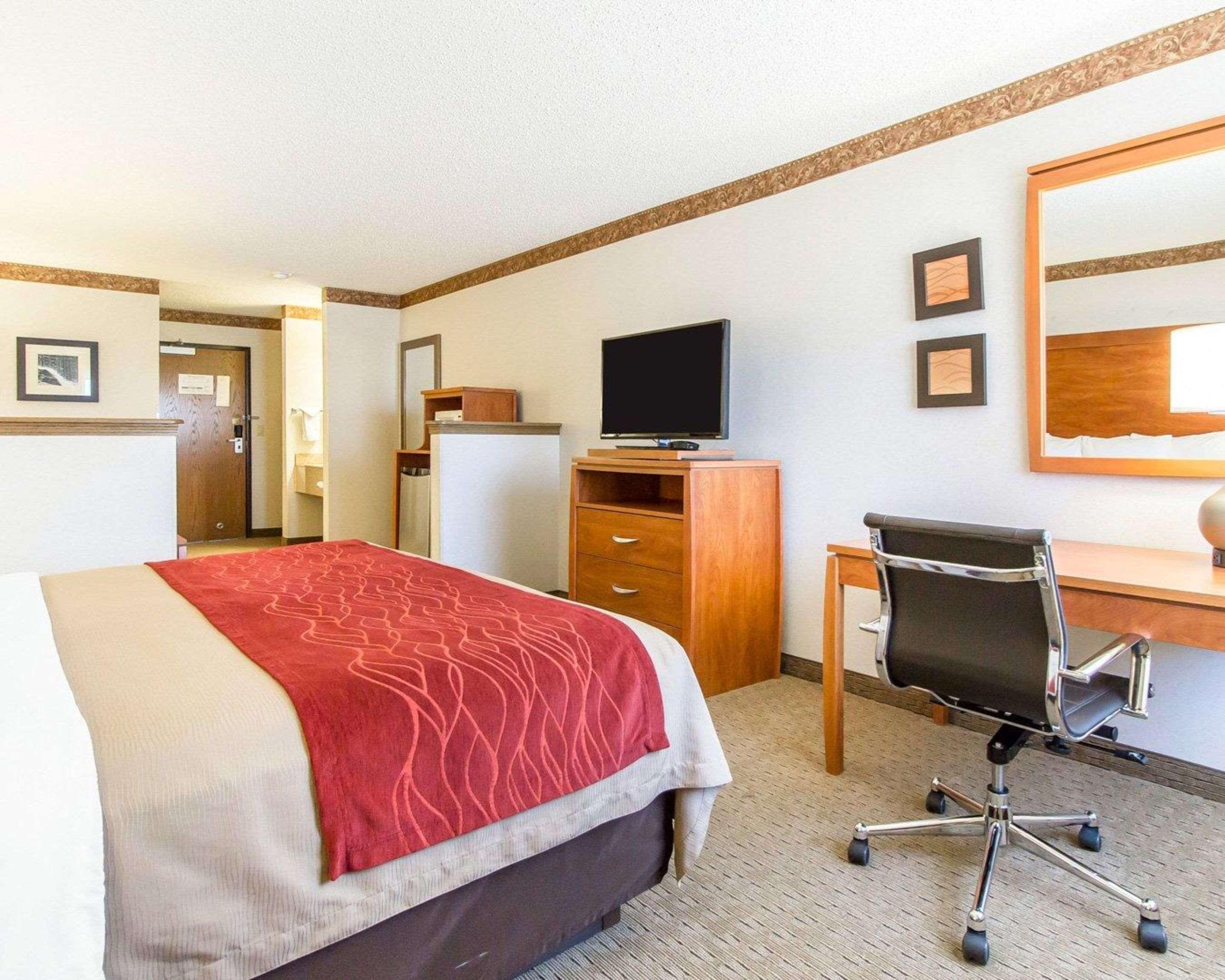 Comfort Inn Валентайн Экстерьер фото