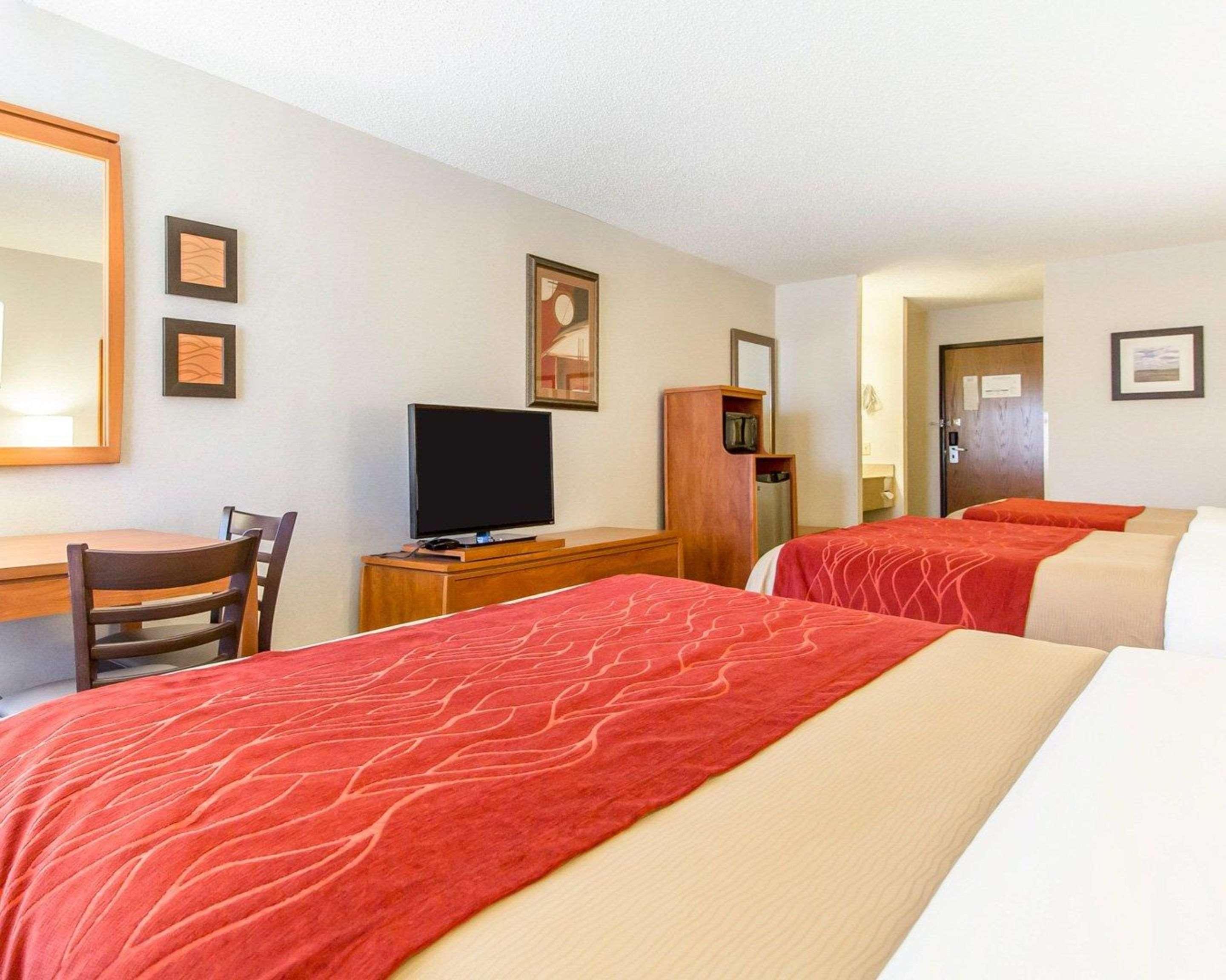 Comfort Inn Валентайн Экстерьер фото