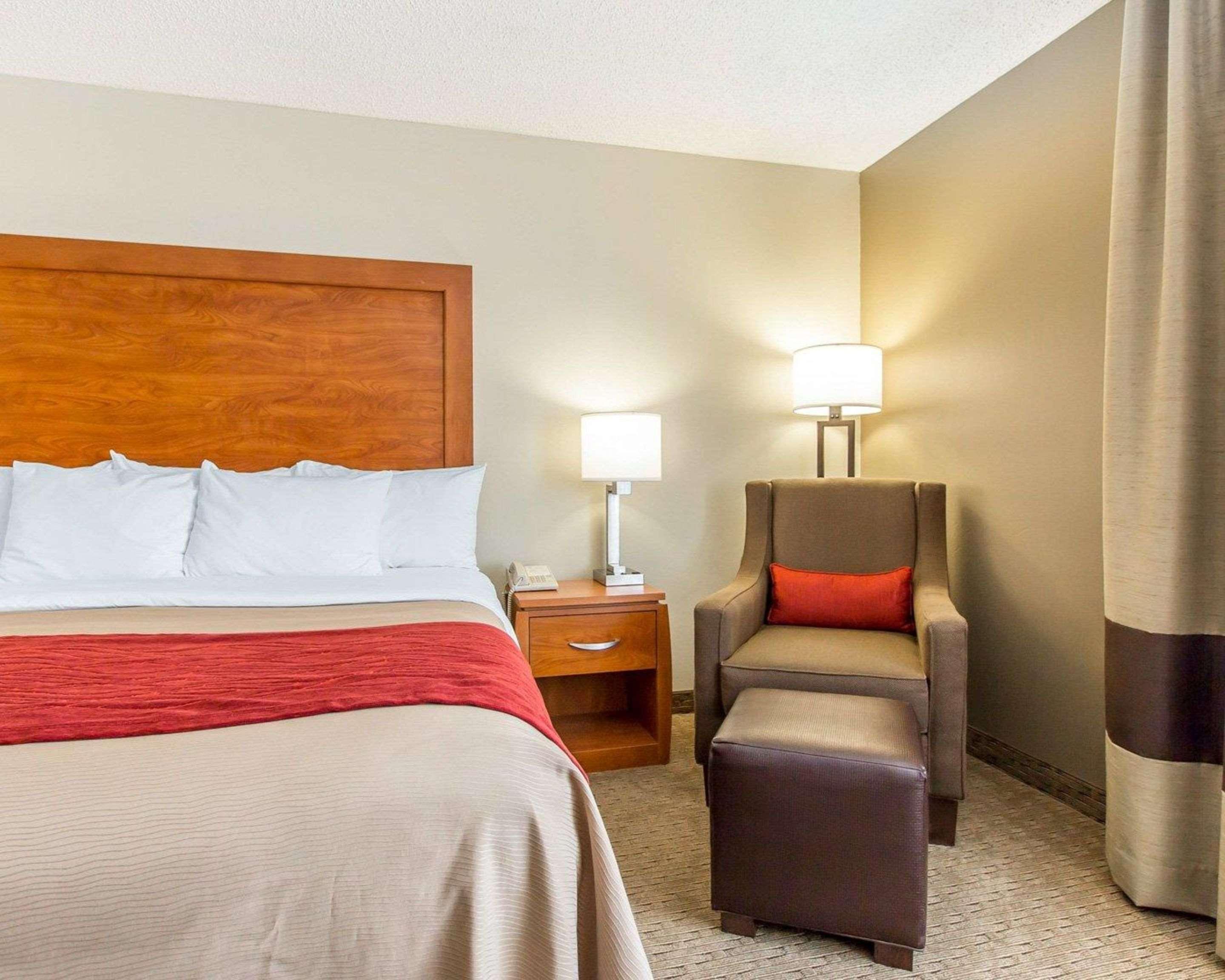 Comfort Inn Валентайн Экстерьер фото