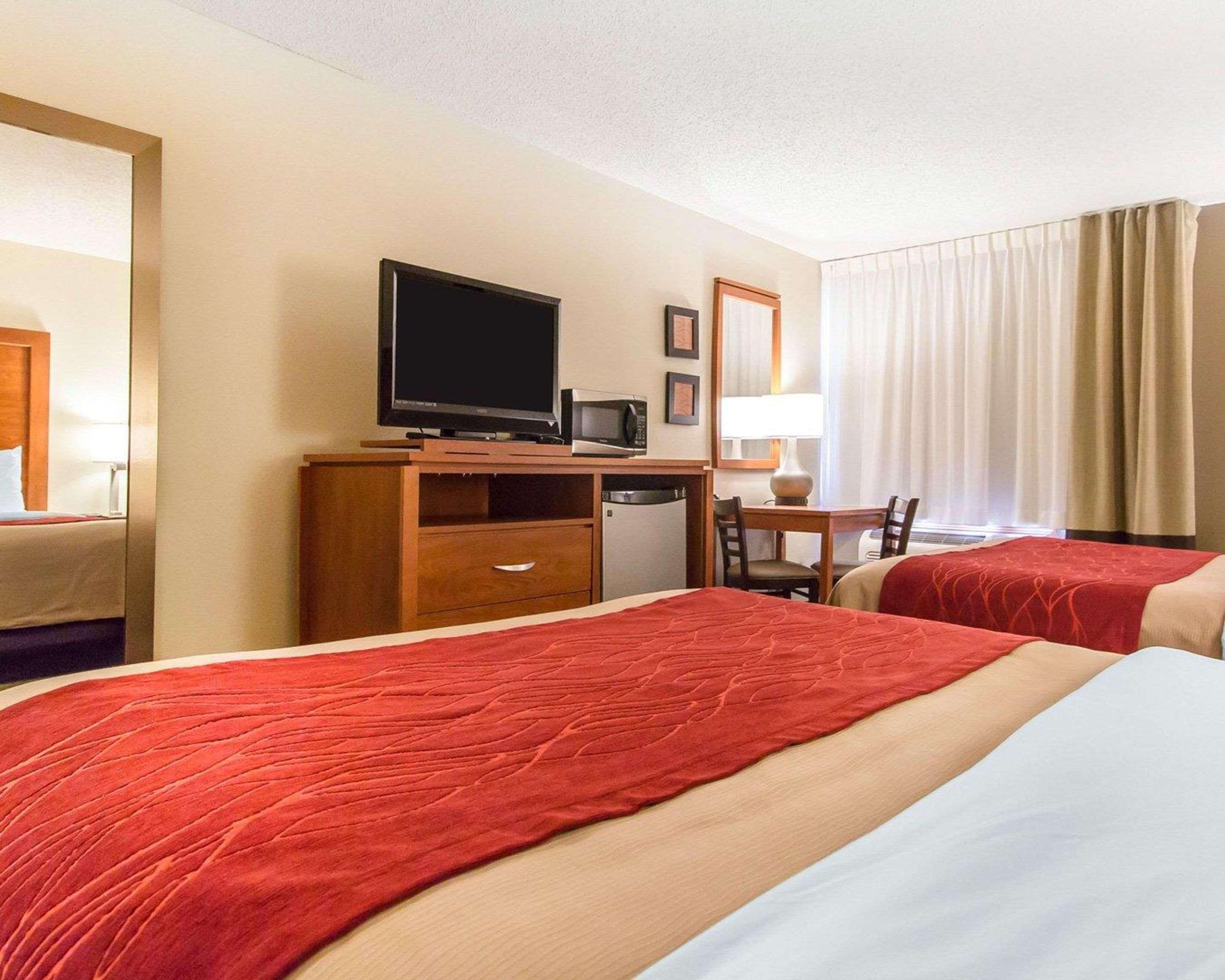 Comfort Inn Валентайн Экстерьер фото