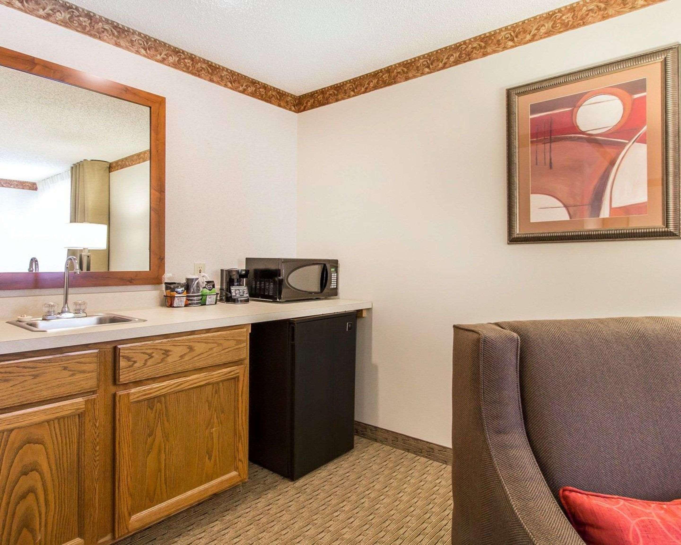 Comfort Inn Валентайн Экстерьер фото