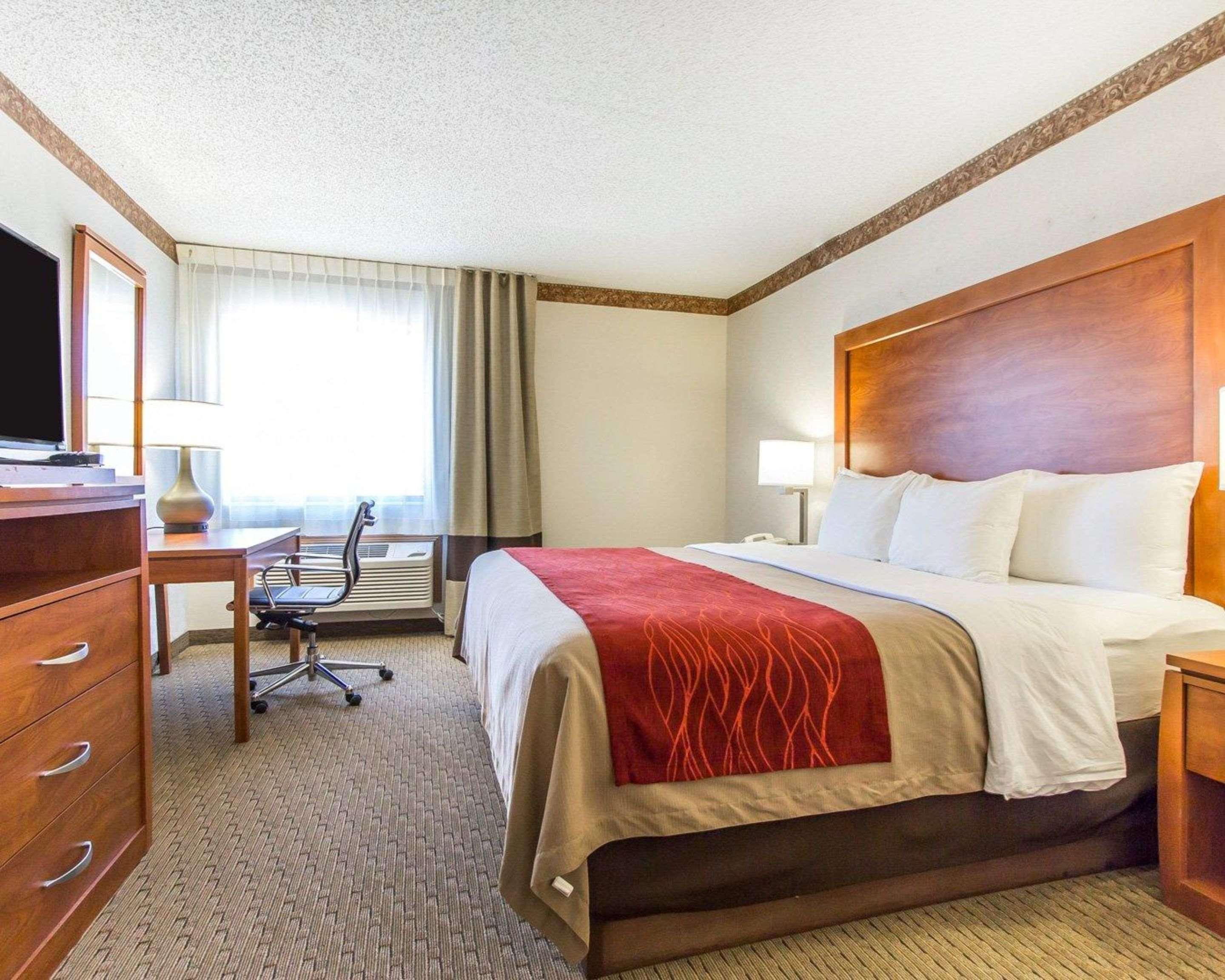 Comfort Inn Валентайн Экстерьер фото