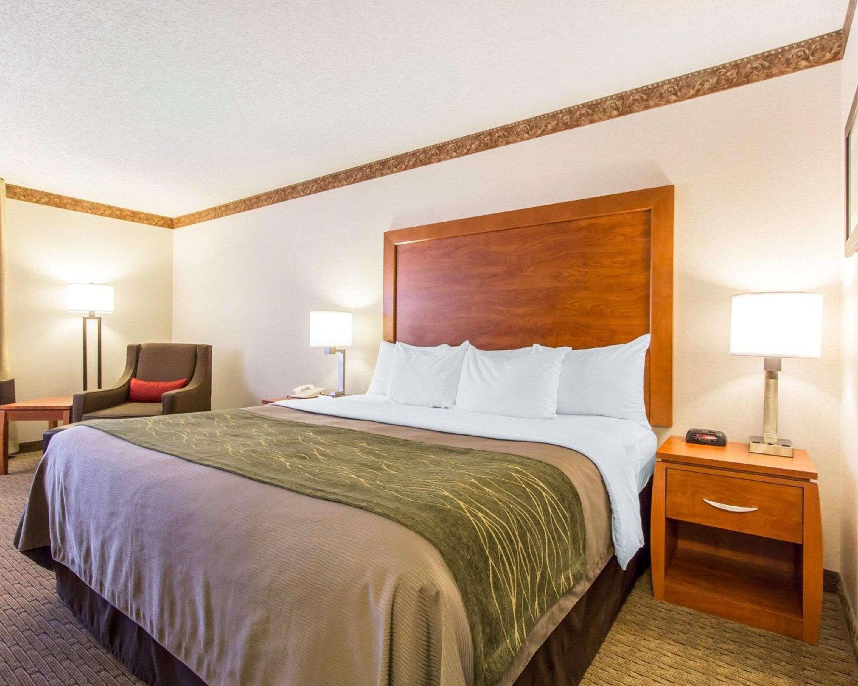 Comfort Inn Валентайн Экстерьер фото